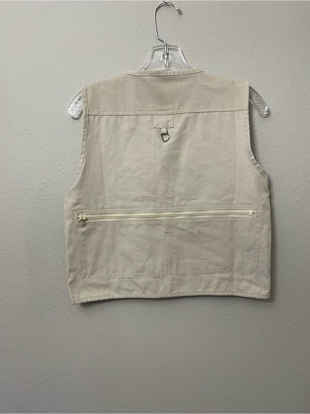 Bass Pro Shops Kids Khaki Utility Fishing Vest SZ 7 Unisex Outdoor Adventure - Picture 3 of 14